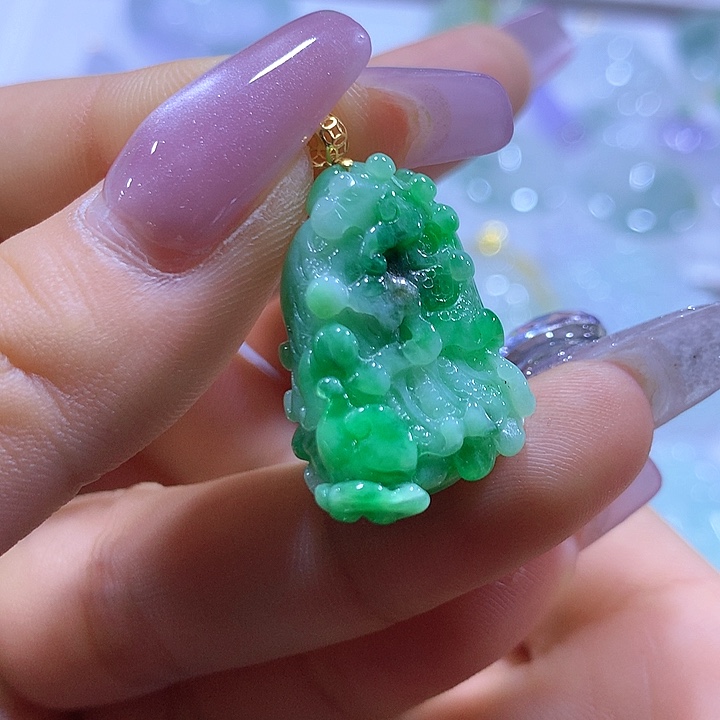 翡翠18K金镶嵌颈饰天然翡翠A货吊坠