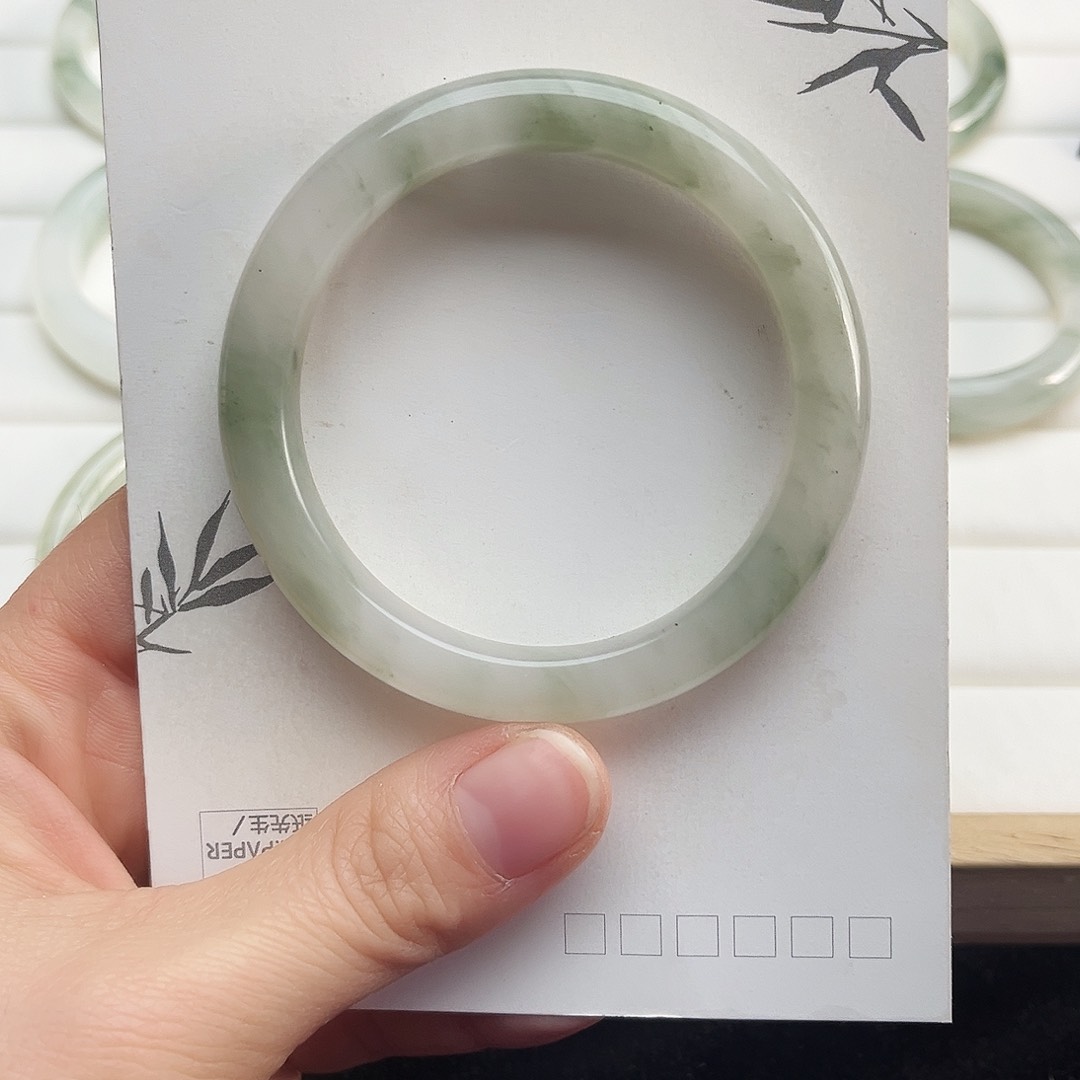 未镶嵌手镯石英质玉8