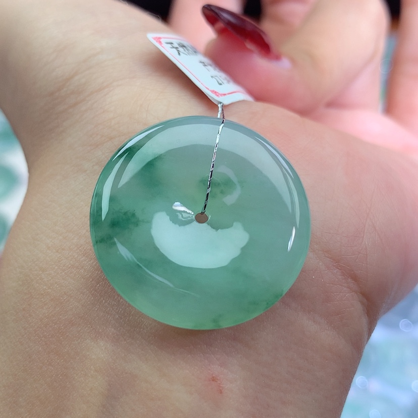 【闪购商品】翡翠吊坠(不含链)未镶嵌