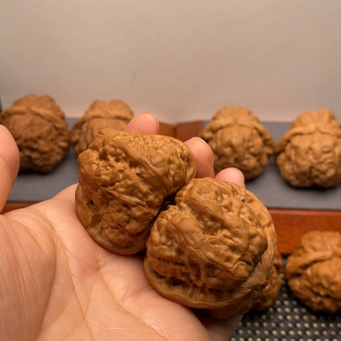 风****文玩核桃把件全品边41左右