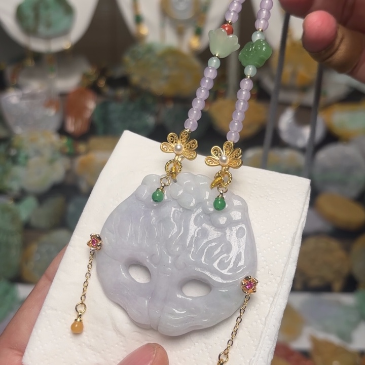 翡翠颈饰未镶嵌吊坠