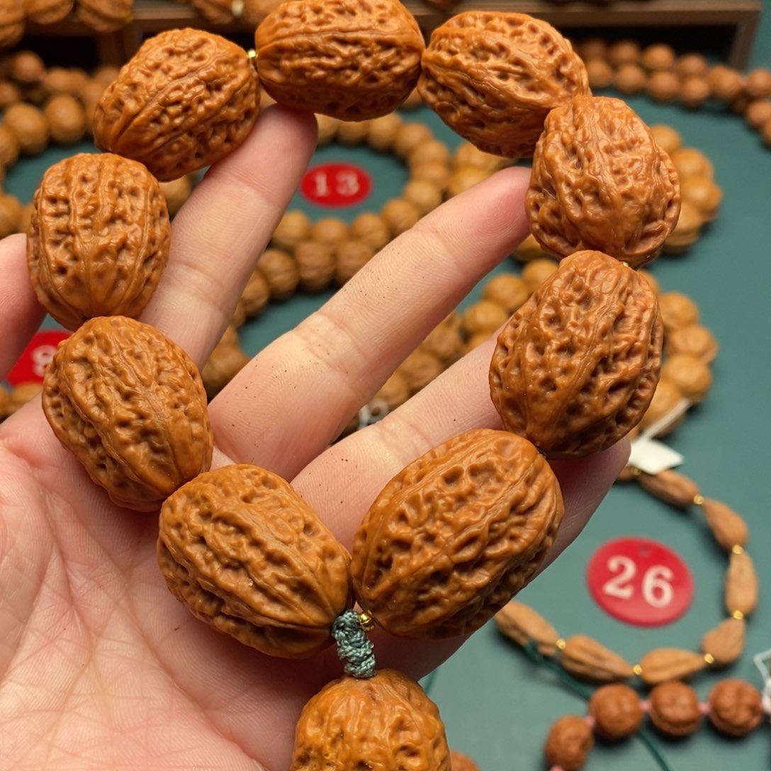 文玩核桃手串24尺寸枣