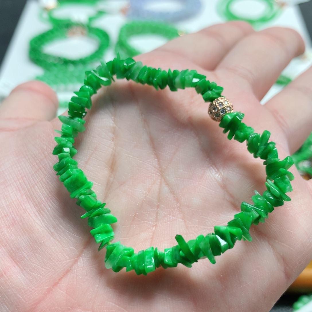 翡翠未镶嵌手链翡翠