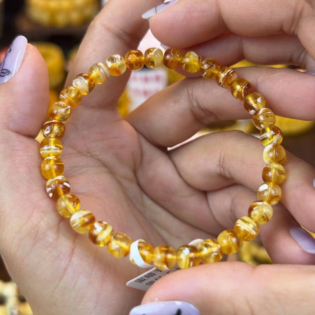 琥珀裸石未镶嵌Kjjjjjjjjnjn