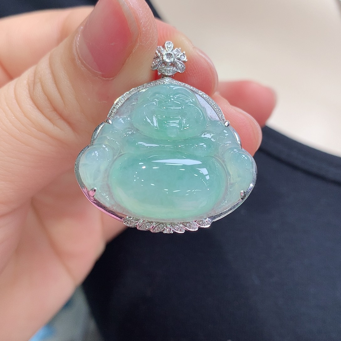 翡翠颈饰18K金镶嵌佛公