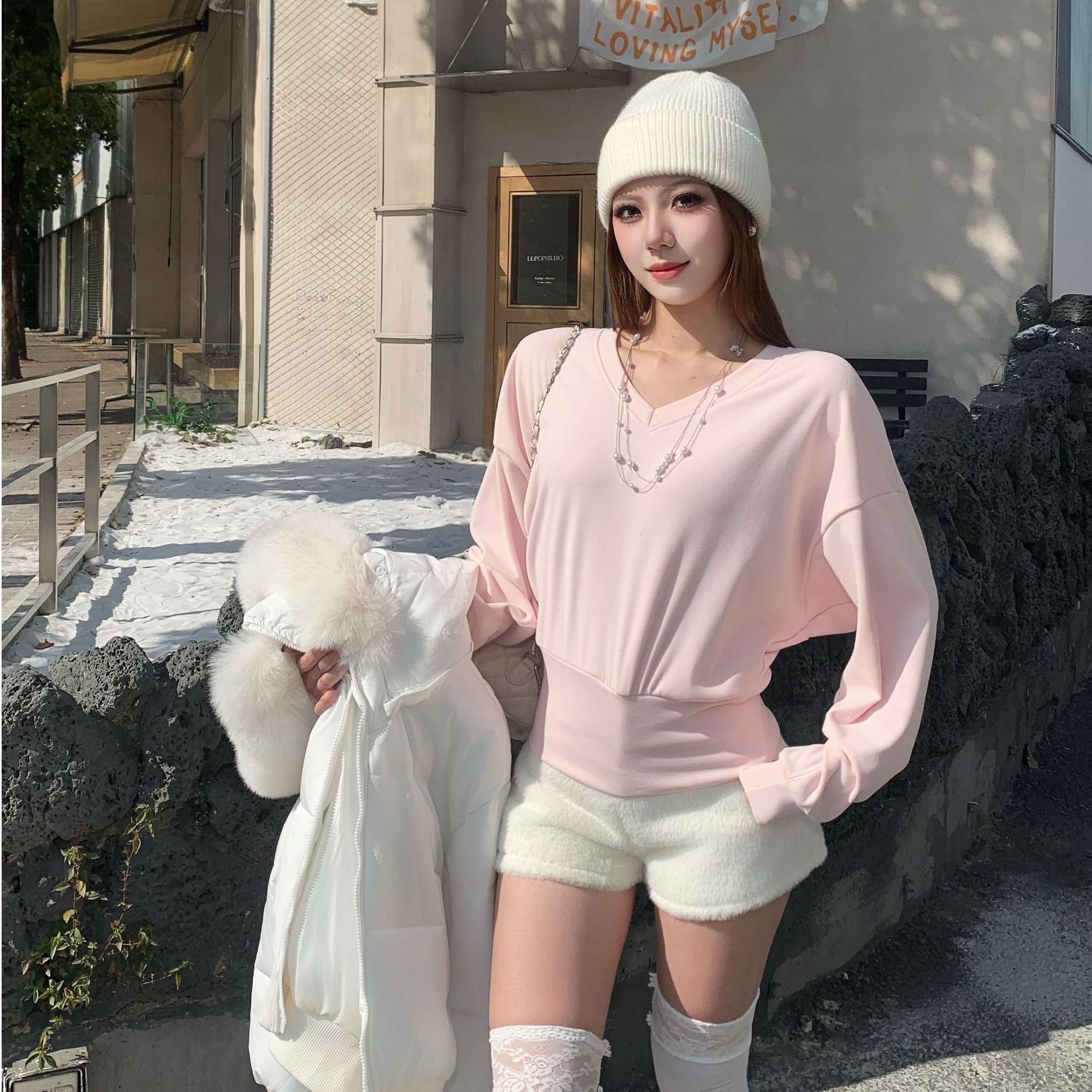 加绒加厚 宽松慵懒休闲自带收口收腰显瘦V领蝙蝠袖长袖女上衣t恤