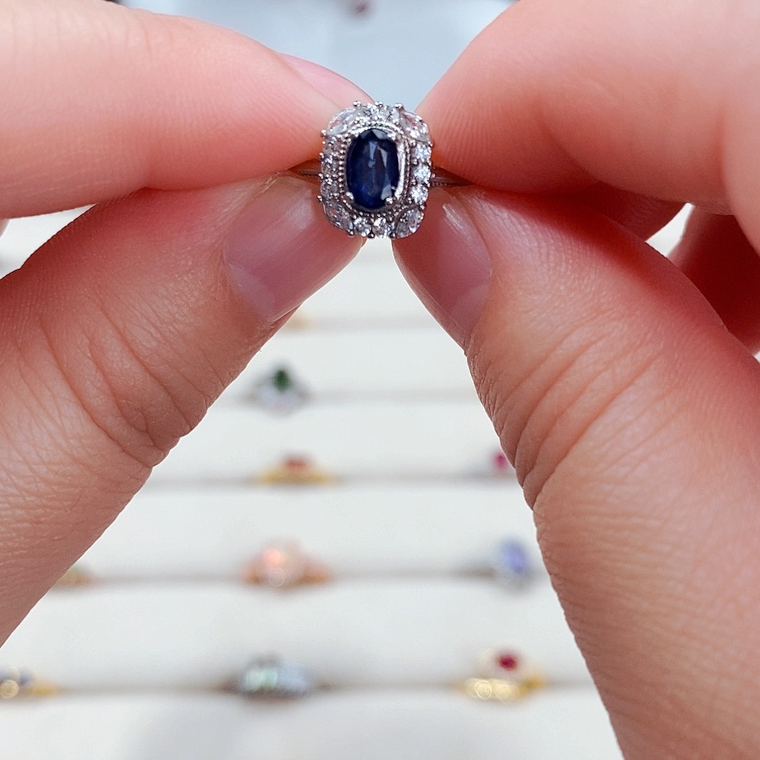 蓝宝石戒指银S925镶嵌