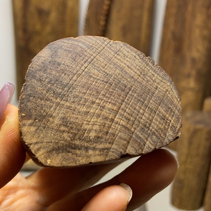 龍***）木老山檀木料木料