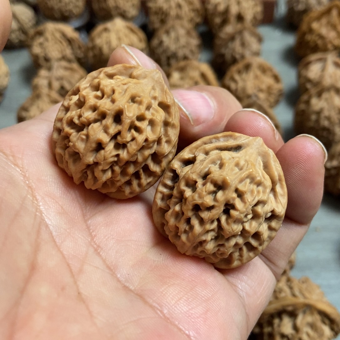 文玩核桃吊坠秦闷31尺