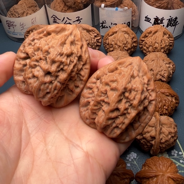 文玩核桃吊坠41金公子