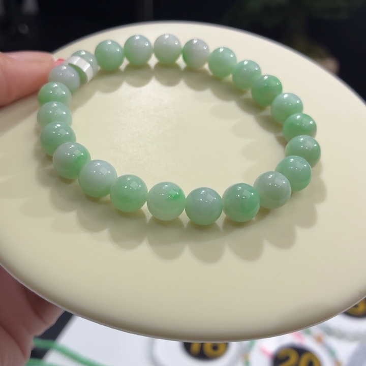 未镶嵌手链翡翠冰胶绿飘卡8.4