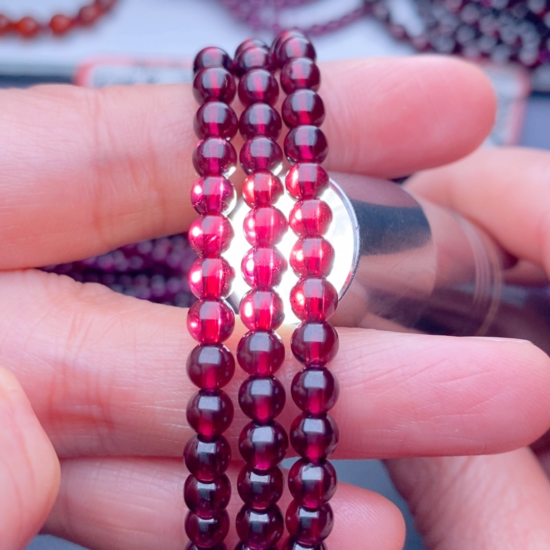 石榴石手链未镶嵌