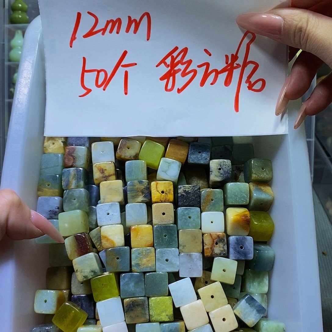 未镶嵌蛇纹石玉其他41