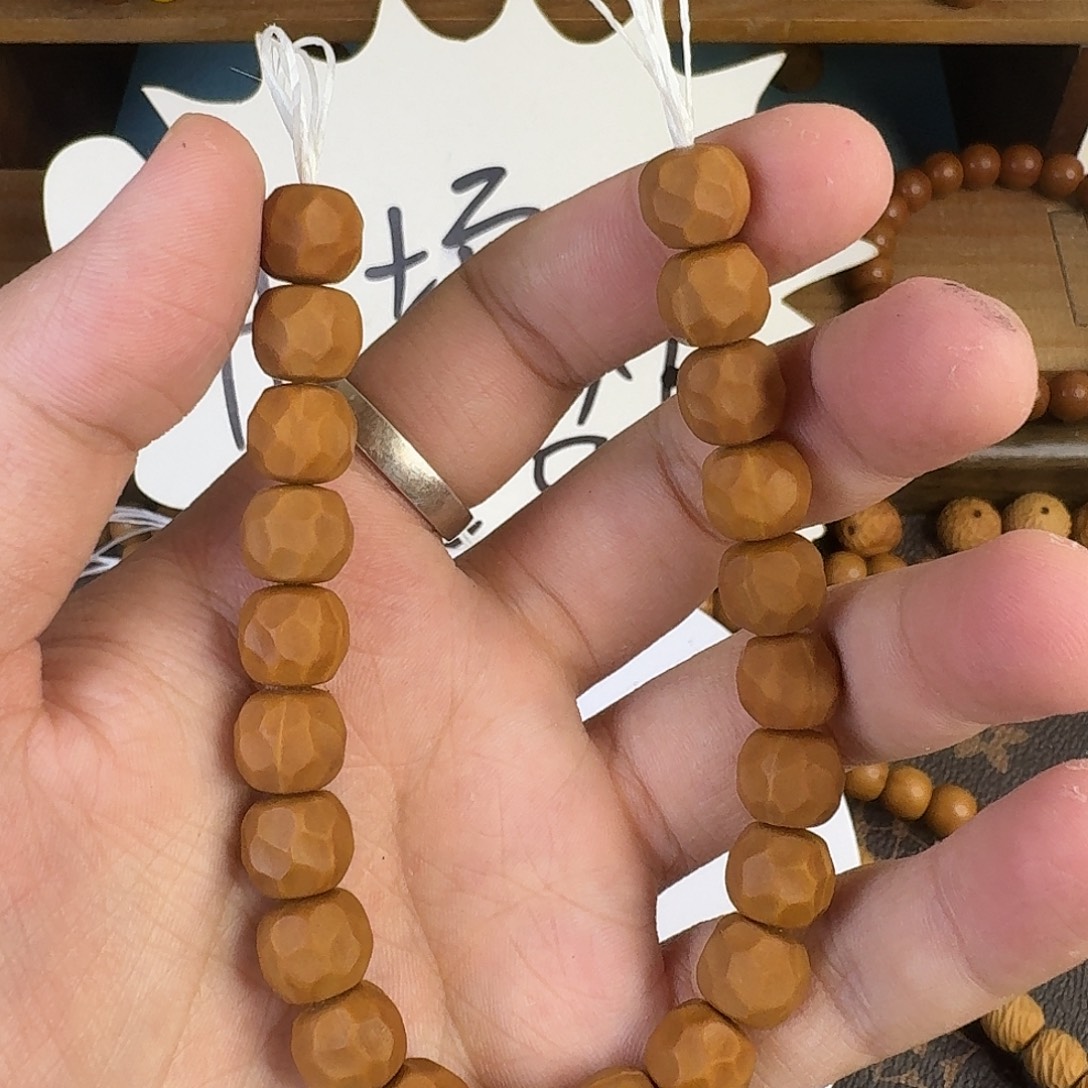 猴头核桃吊坠奶酪