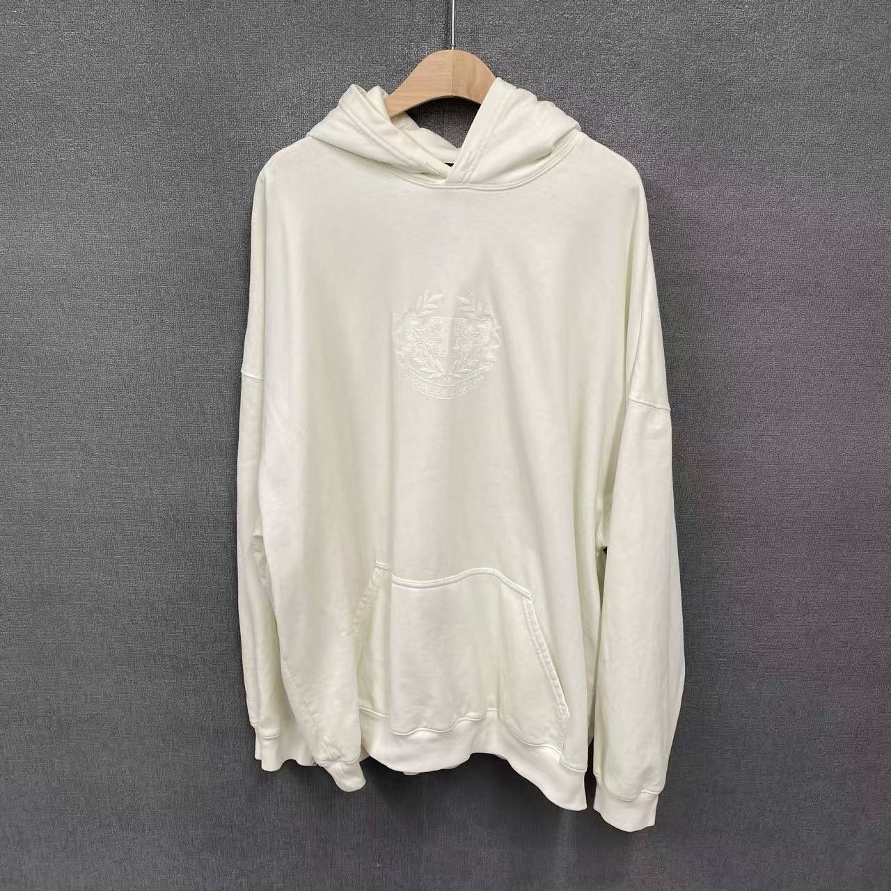 99新 Balenciaga/巴黎世家 （pm）双B麦穗刺绣帽衫卫衣 xxs码/1153