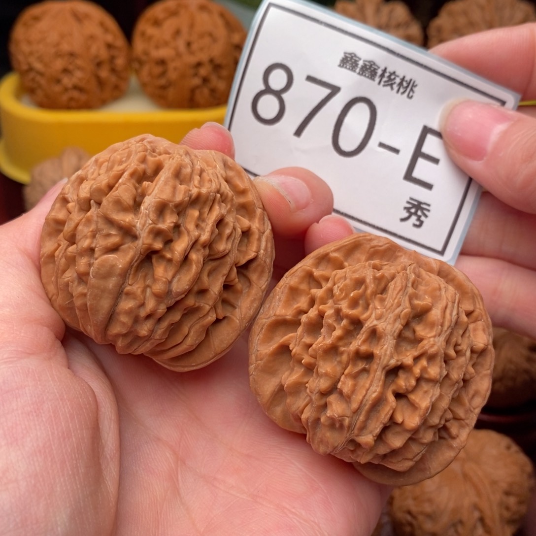 文玩核桃把件汉高楼43