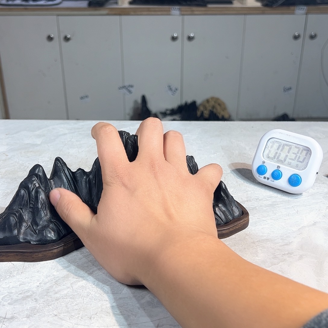 灵璧奇石博览会摆件青**半