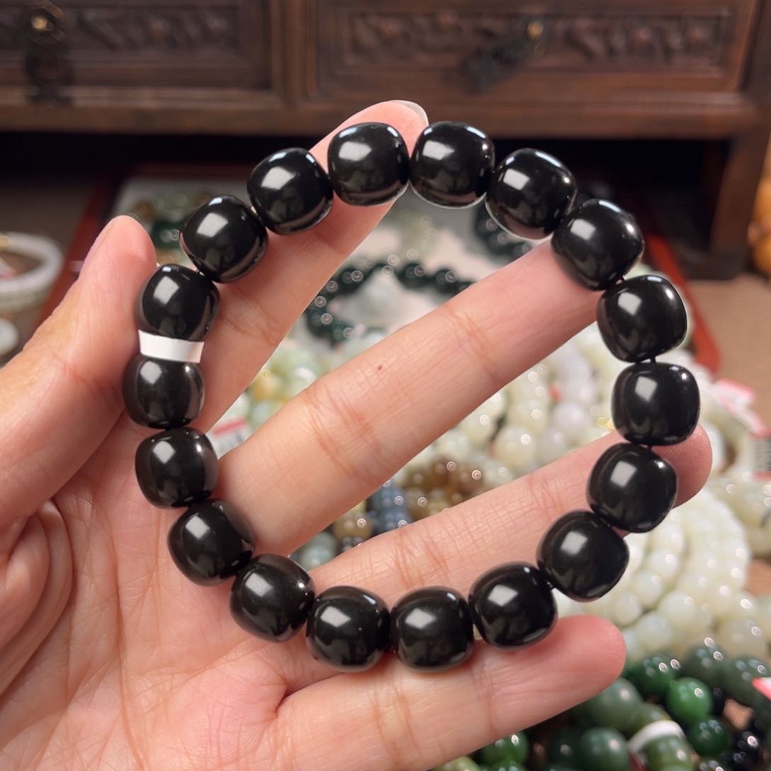 和田玉未镶嵌手链