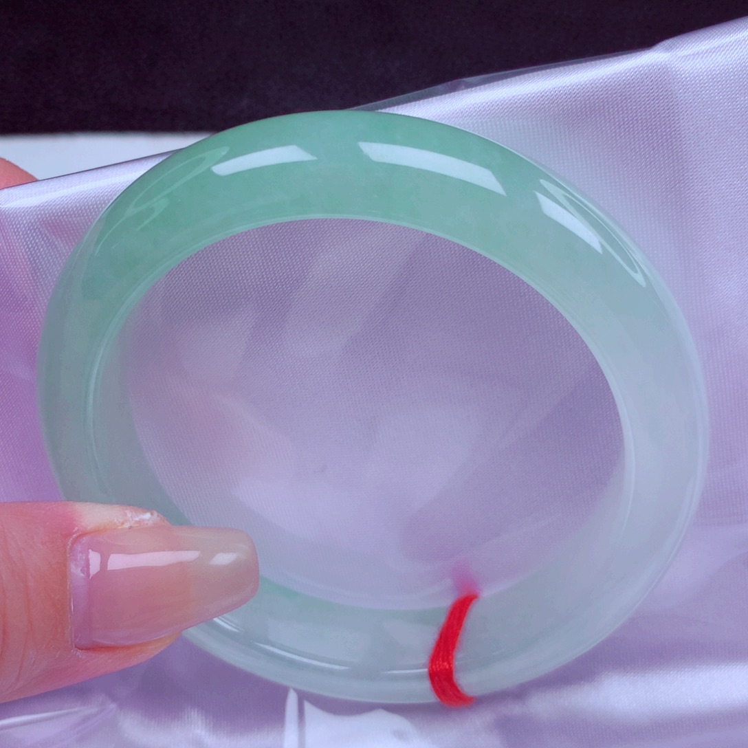 翡翠未镶嵌手镯手镯