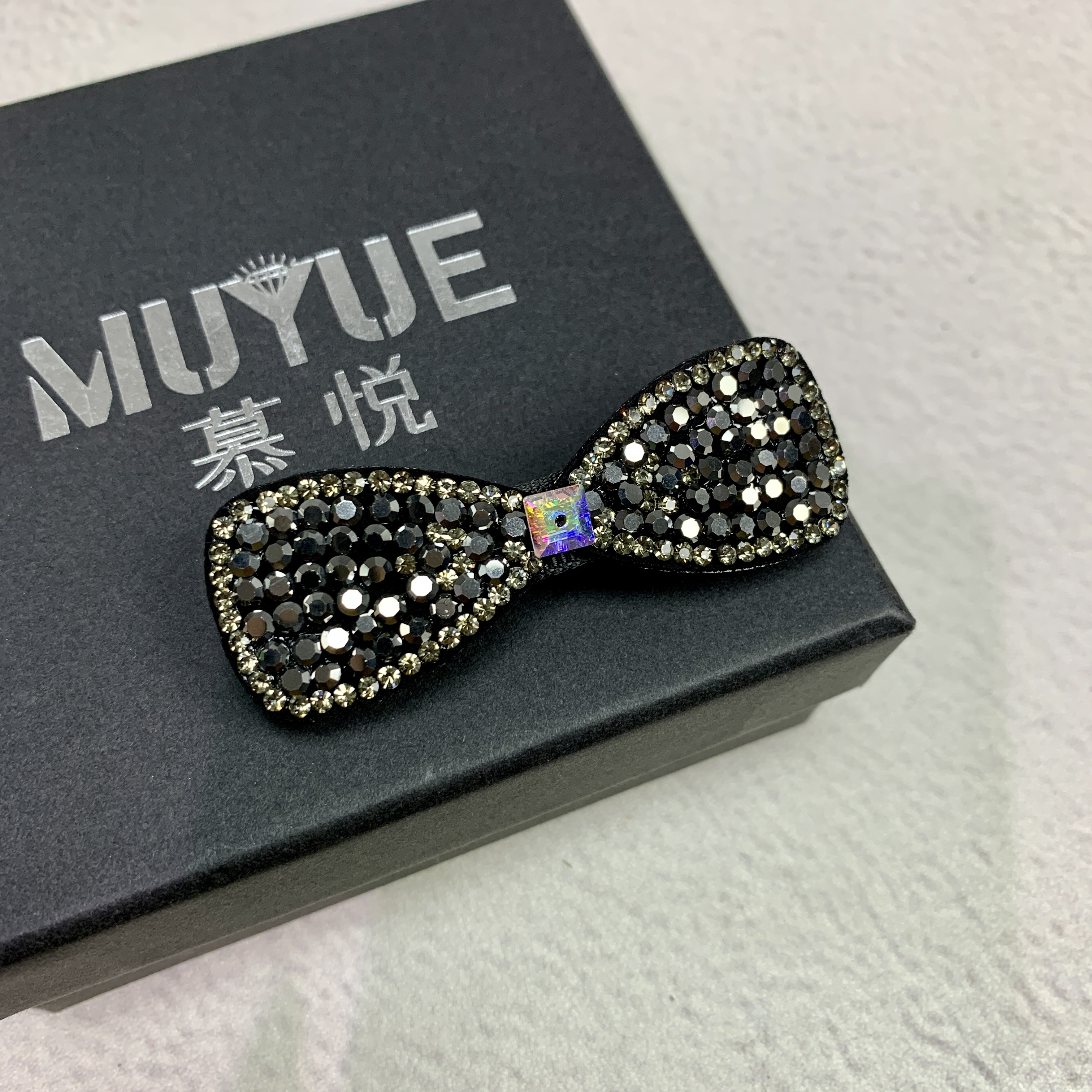 慕悦-2225领结专柜正品6厘米盘发夹半扎夹弹簧夹