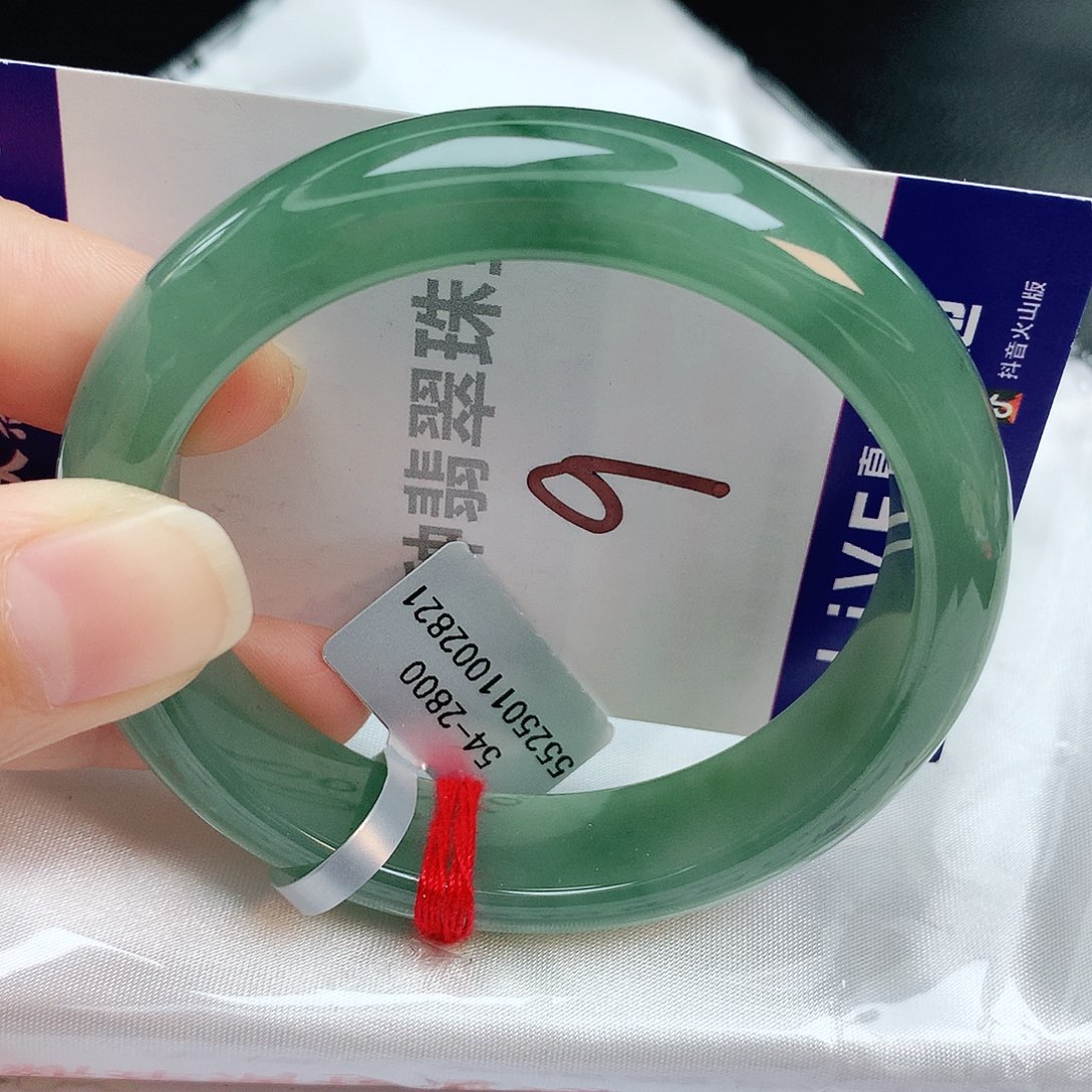 翡翠手镯未镶嵌缅甸天然A货翡翠手镯