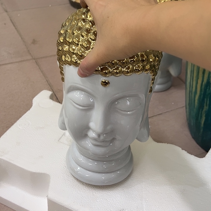 瓷片瑕。。。。。。。。。。。。。。。。