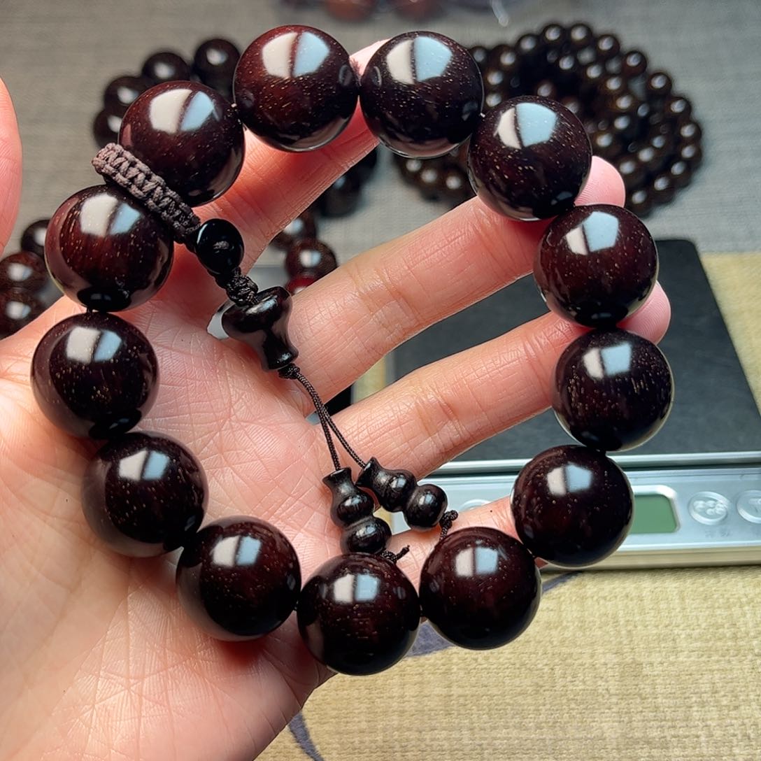 檀香紫檀（小叶紫檀）1.8多星