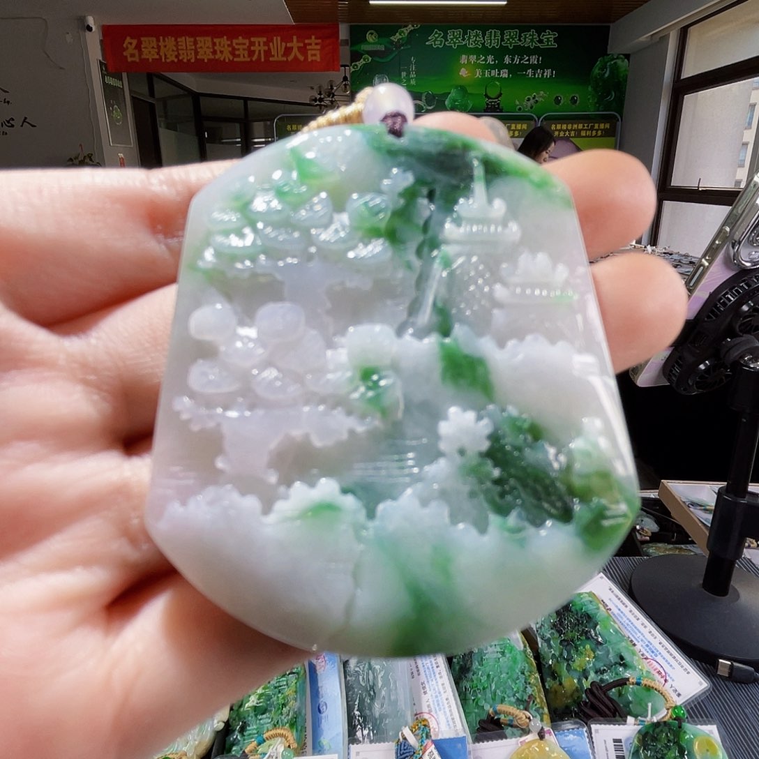 颈饰未镶嵌翡翠翡翠
