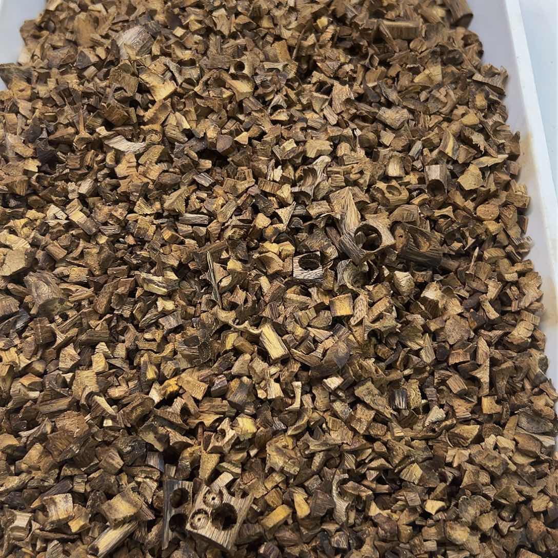 沉香沉香碎屑乌身圆叶车珠碎料200克