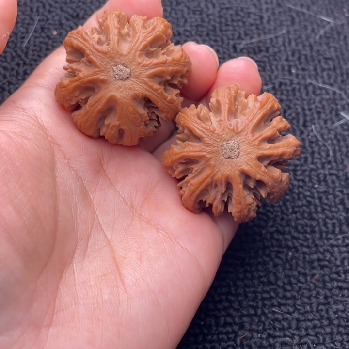 吊坠文玩核桃文玩核桃13