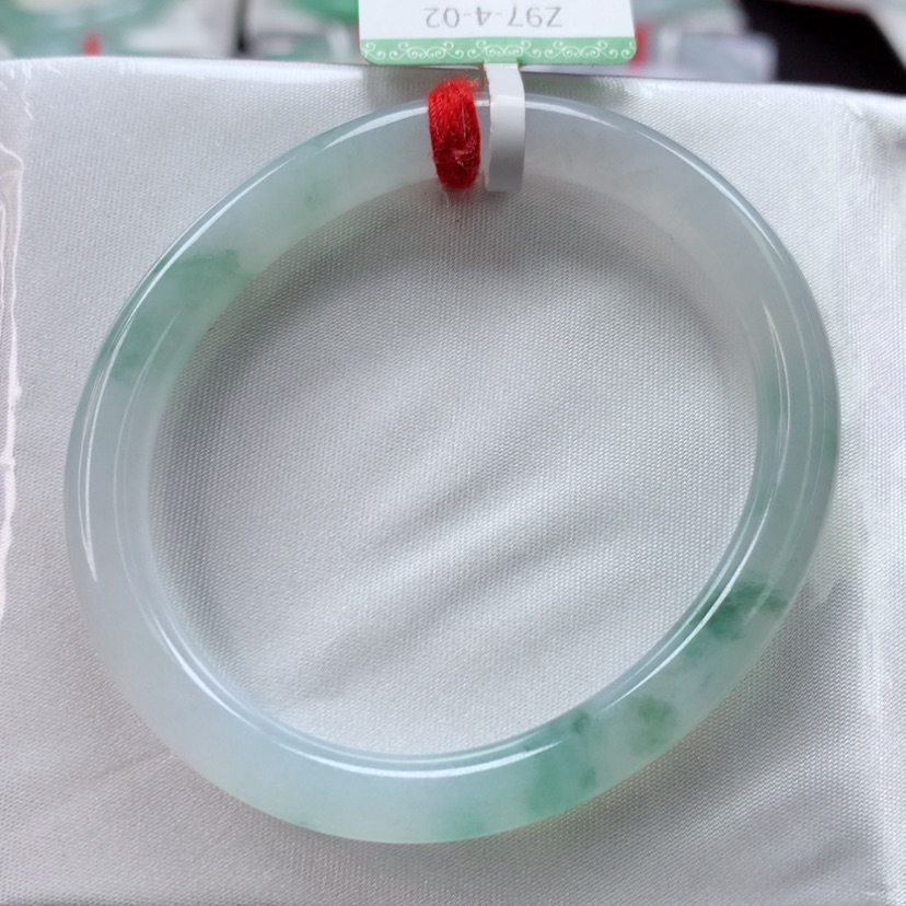 【闪购商品】翡翠手镯（贵妃镯）未镶嵌天然翡翠手镯