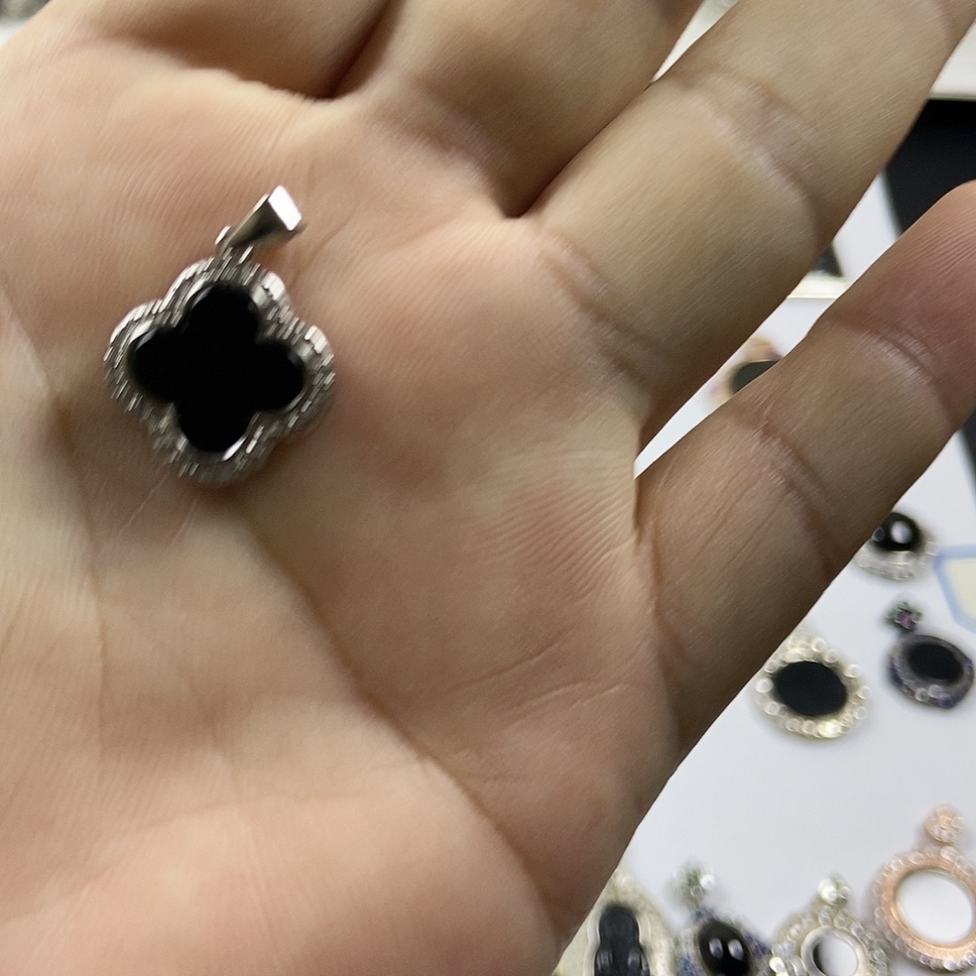 玛瑙/玉髓合金颈饰