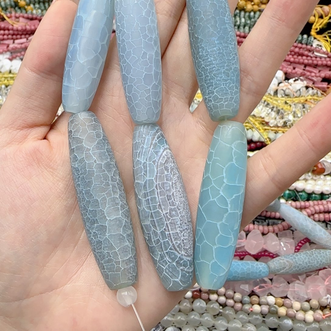 玛瑙/玉髓未镶嵌珠宝半成品龙纹玛瑙勒子一条6颗