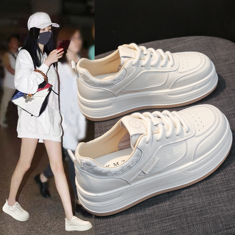 厚底小白鞋女2025秋季款软底不累脚女鞋踩屎感配裙子运动板鞋