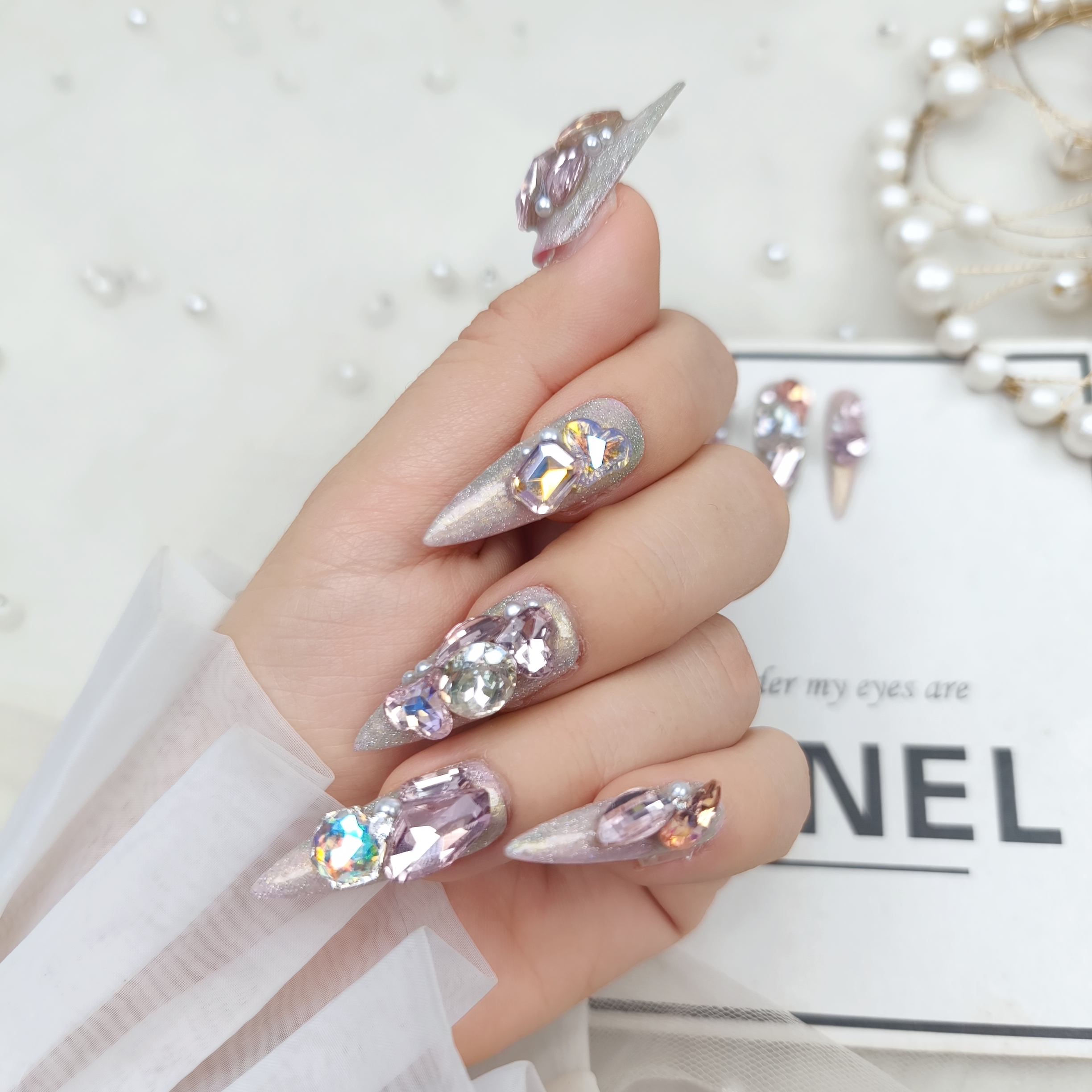 粉色星光梦幻穿戴美甲