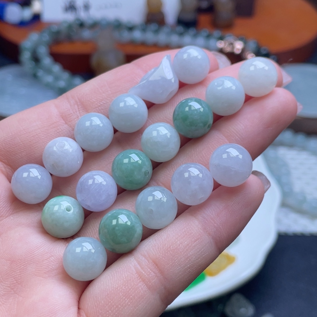 颈饰未镶嵌翡翠翡翠有纹裂