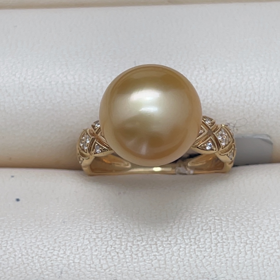 18K金镶嵌戒圈海水珍珠