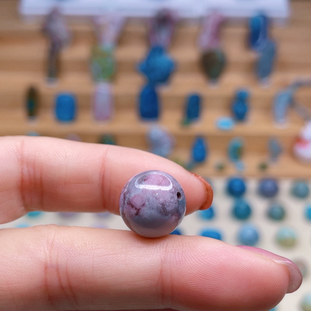 未镶嵌绿松石颈饰