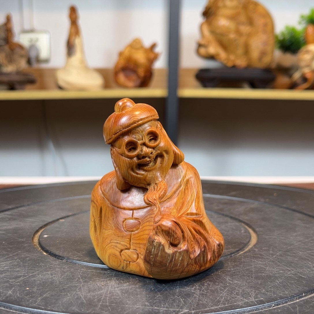 柏木（崖柏）g guj hjj j j