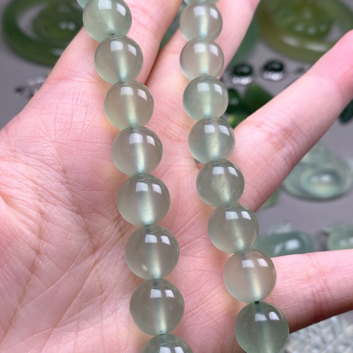 蛇纹石玉未镶嵌颈饰岫玉