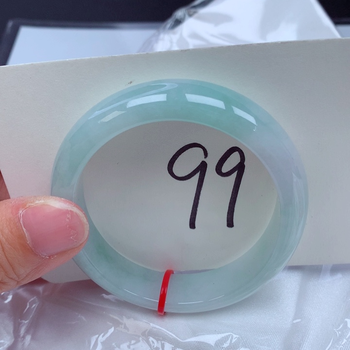 翡翠手镯（贵妃镯）未镶嵌翡翠