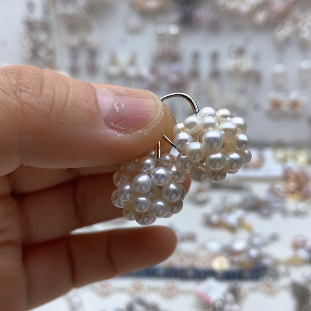 淡水珍珠耳饰未镶嵌