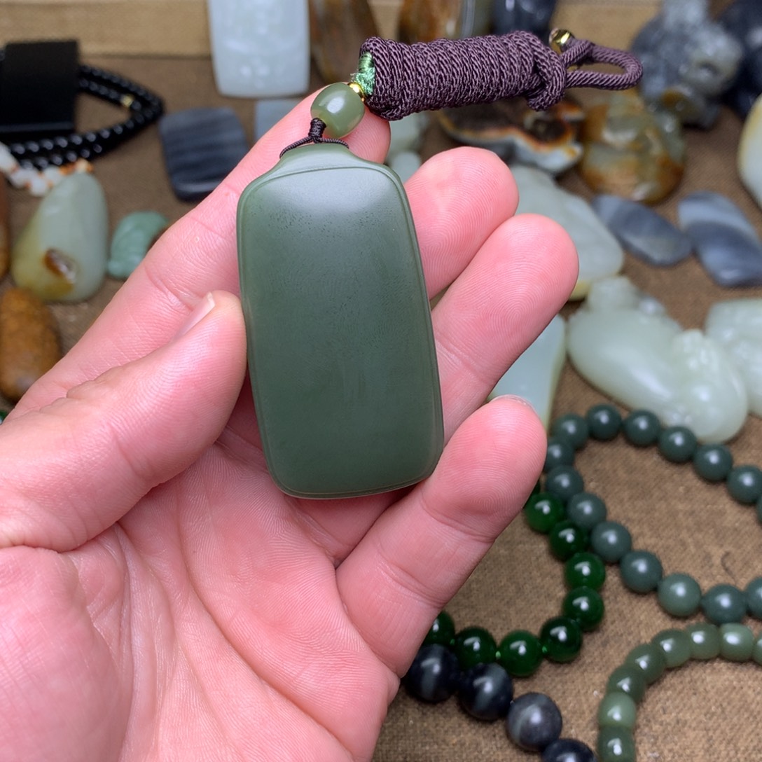 M***G和田玉未镶嵌颈饰