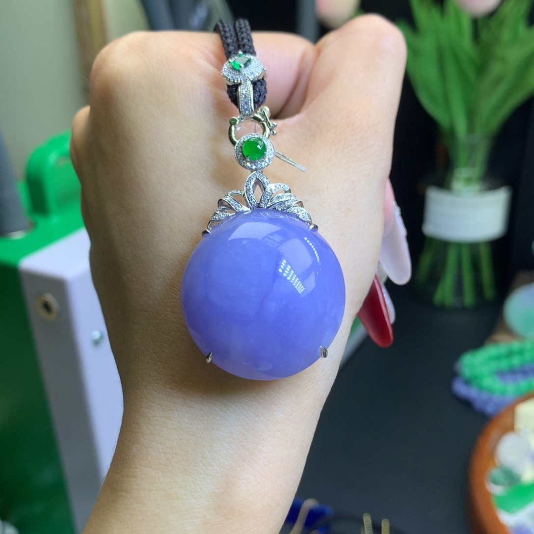 翡翠颈饰18K金镶嵌天然