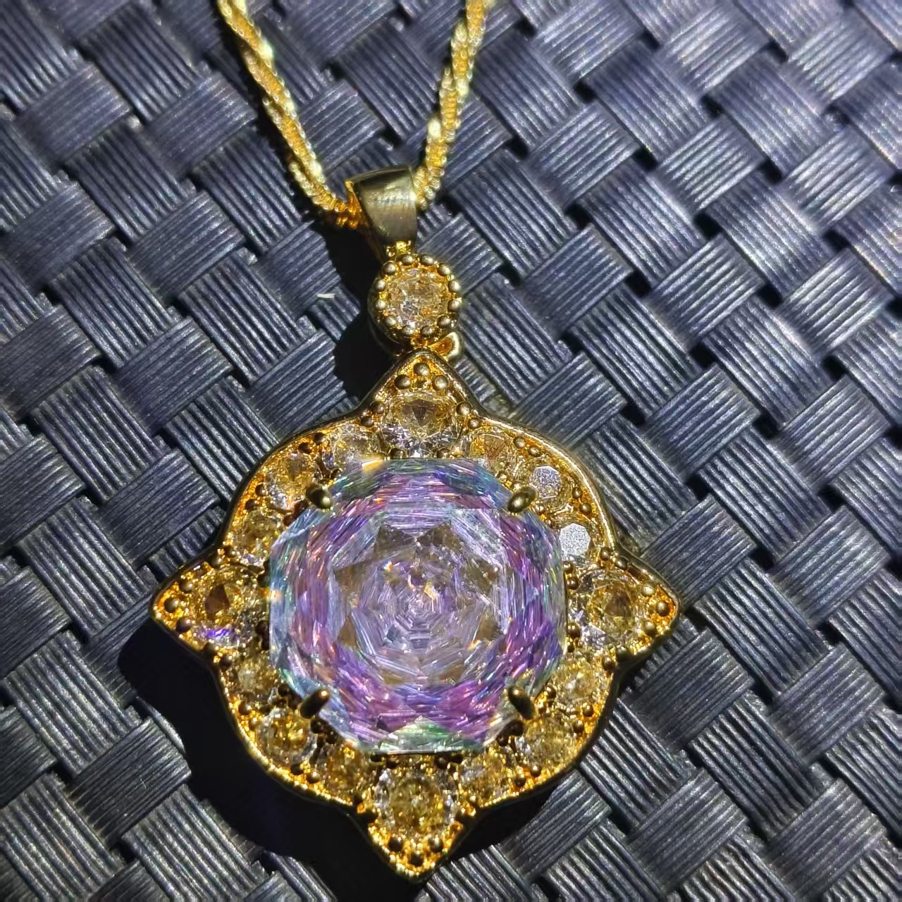 【南非定制】经典高级轻奢大气百搭吊坠  wd12305511