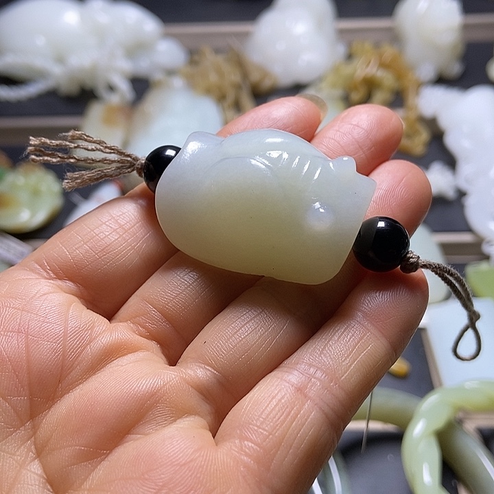 和田玉未镶嵌挂件