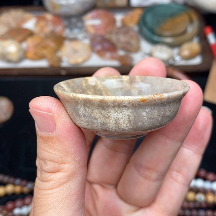 硅化珊瑚（珊瑚玉）手镯未镶嵌