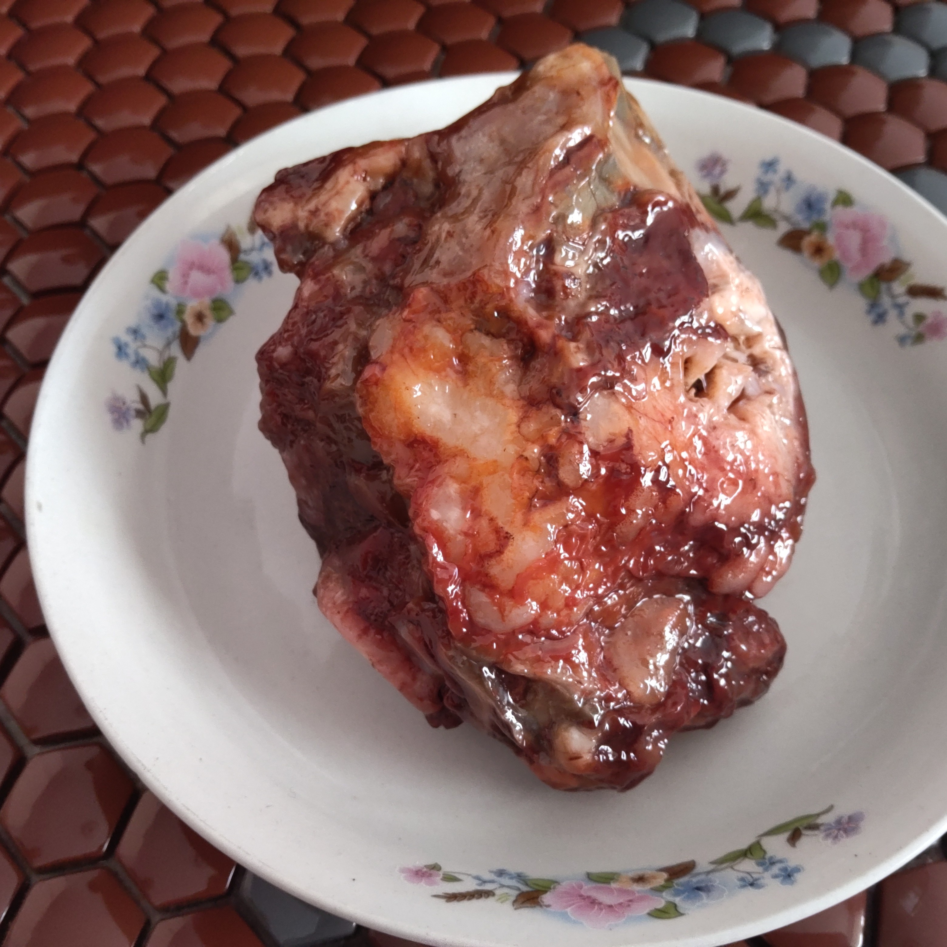 康保纯天然肉石，形似酱牛肉一块