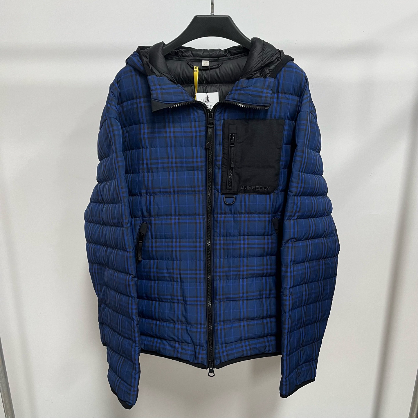 未使用 BURBERRY/博柏利 胸口刺绣格纹羽绒服/XXL码/259242