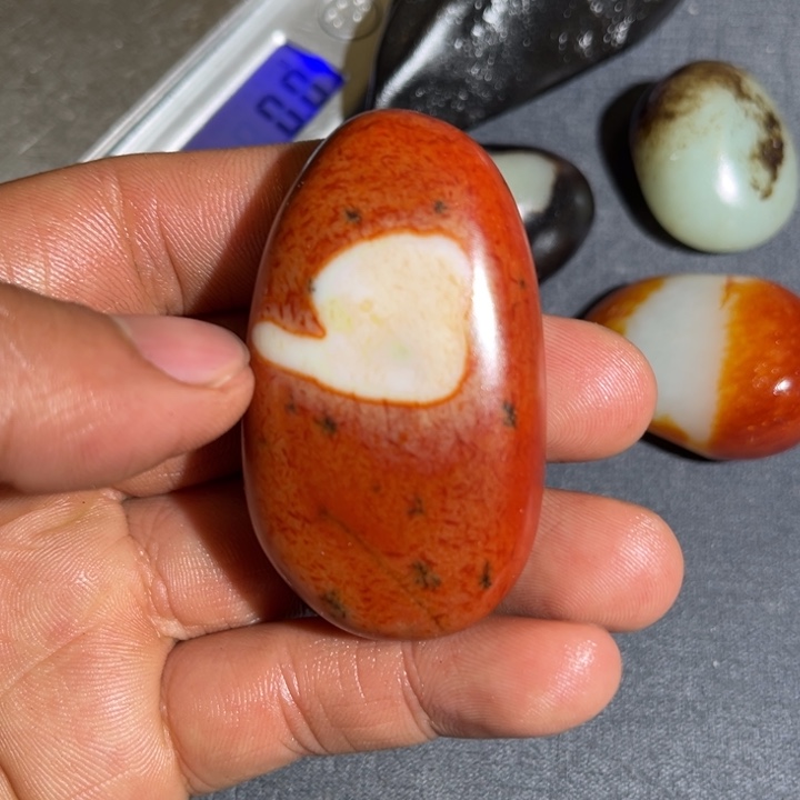 和田玉未镶嵌吊坠(不含链)